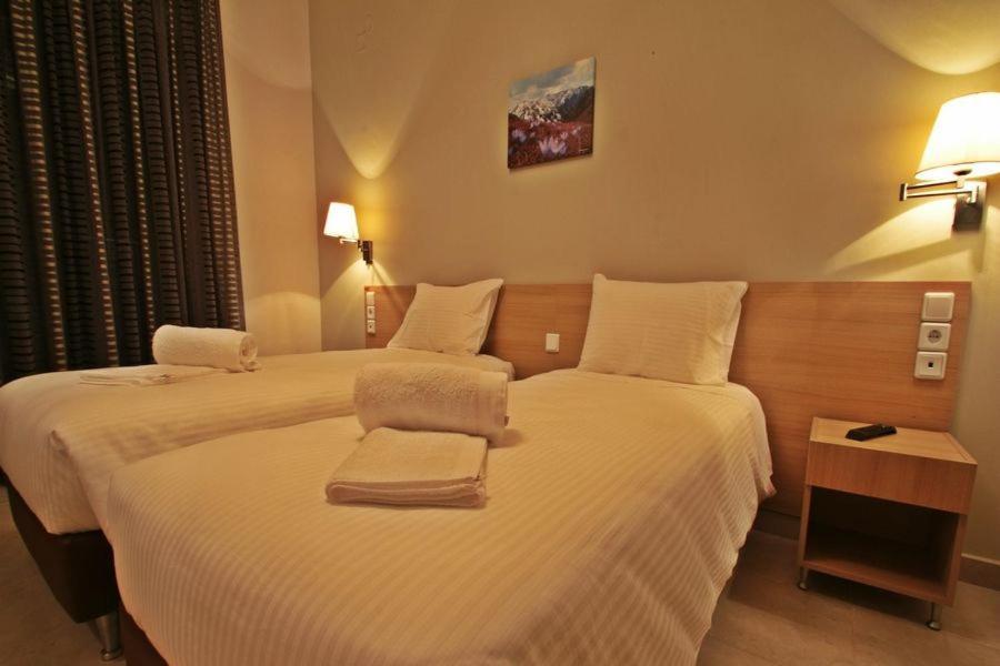 Omilaia Hotel Gardiki Eksteriør billede