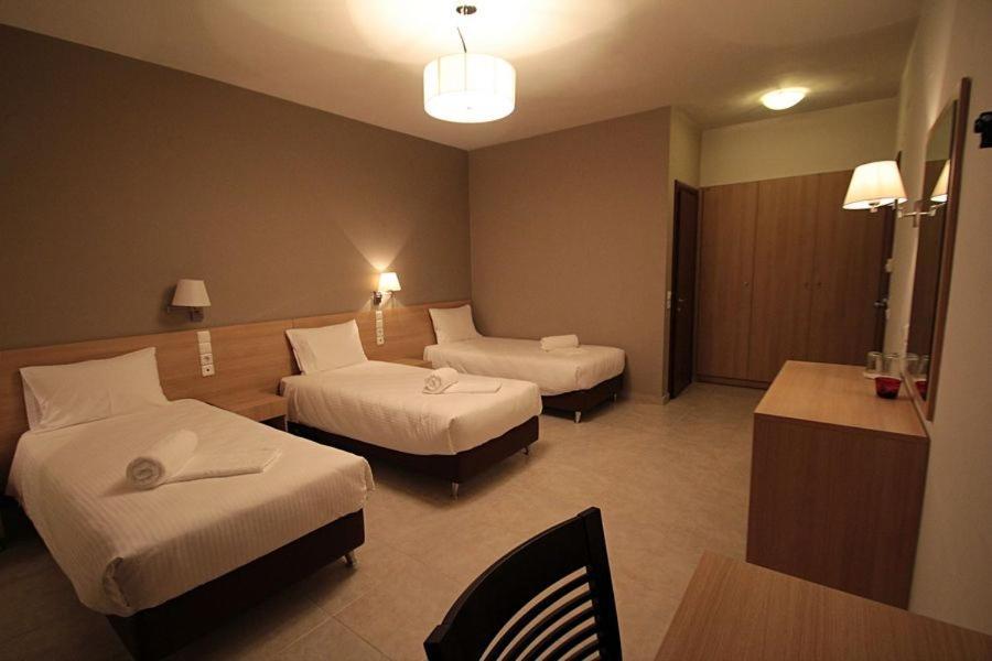 Omilaia Hotel Gardiki Eksteriør billede